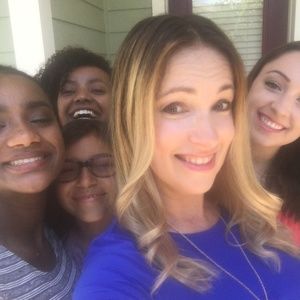 Meet your Posher, Deanna